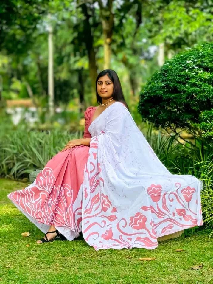 Bathik saree handmade batik saree, Sri Lanka